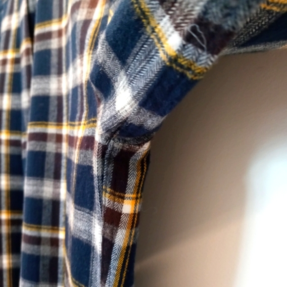 Vintage ST. JOHN'S BAY Flannel Shirt - Picture 10 of 11